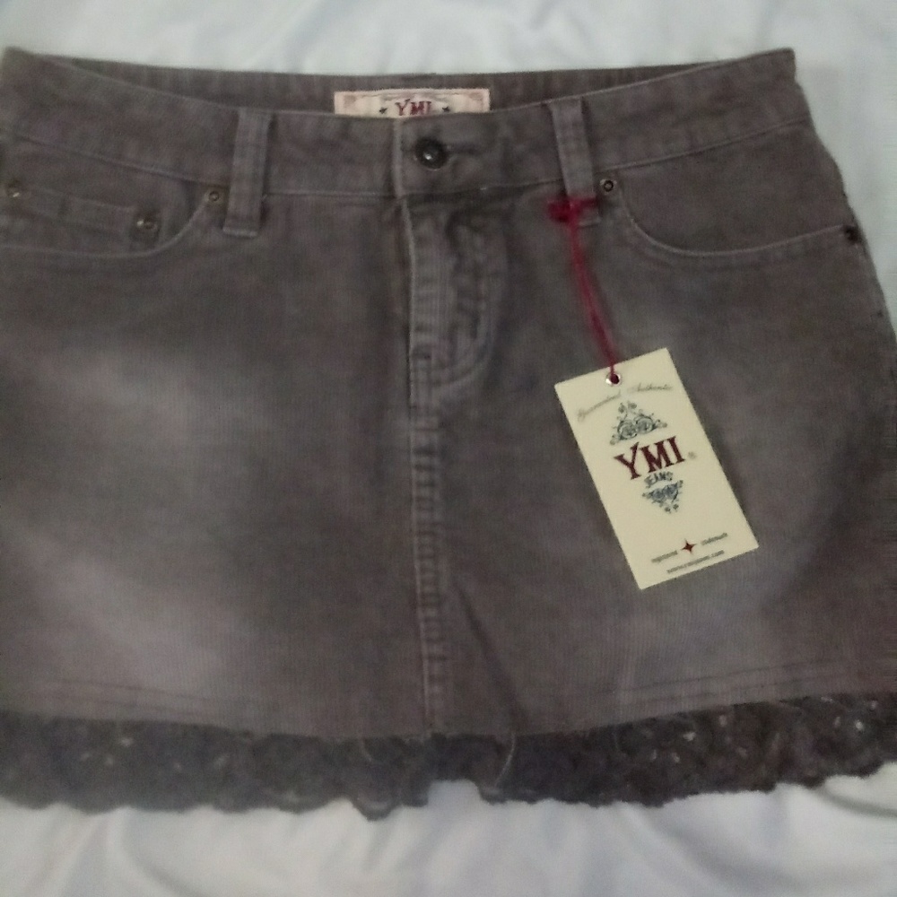 Cords skirt